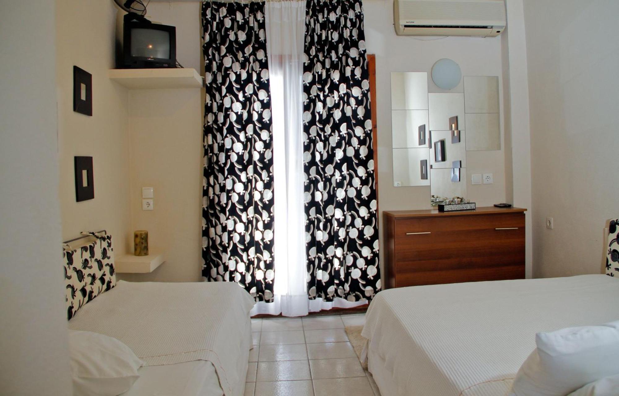 Hotel Idea Fourka Ngoại thất bức ảnh