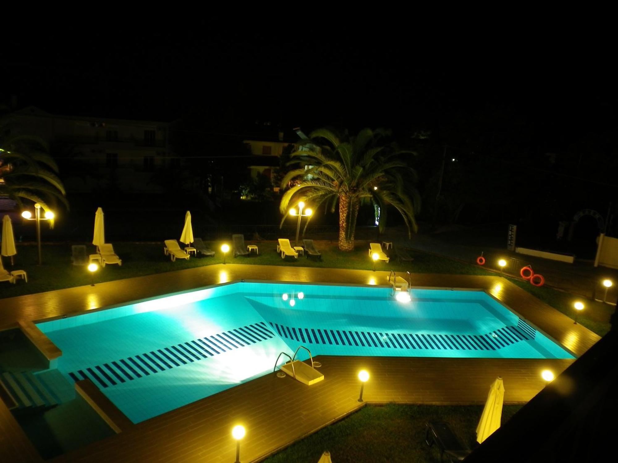 Hotel Idea Fourka Ngoại thất bức ảnh