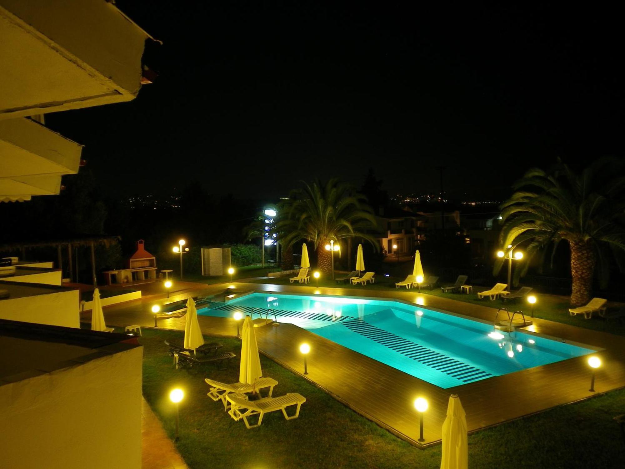 Hotel Idea Fourka Ngoại thất bức ảnh